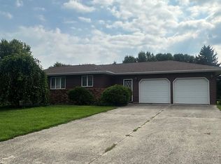 230 N 10th Ave, Sheldon, IA 51201