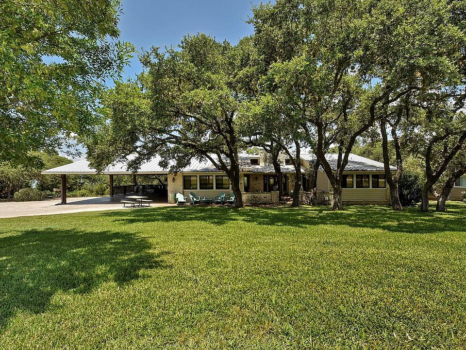 1st image of 640 Military Dr