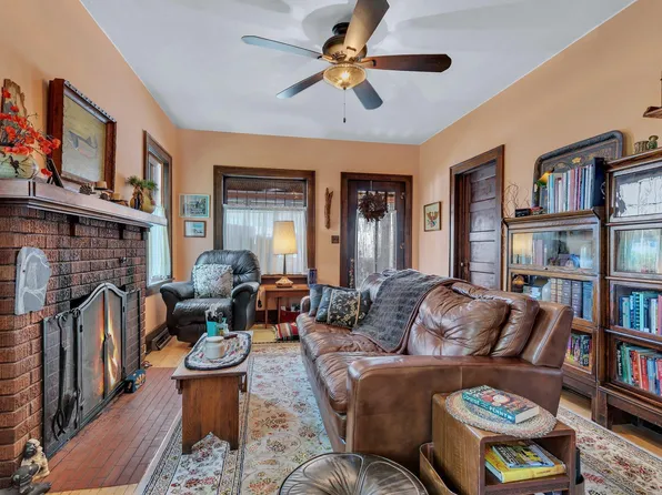 343 Main St N, Sauk Centre, MN 56378