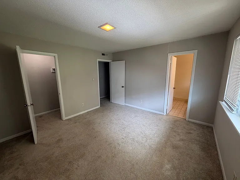 2364 Champion Ct — Photo 13