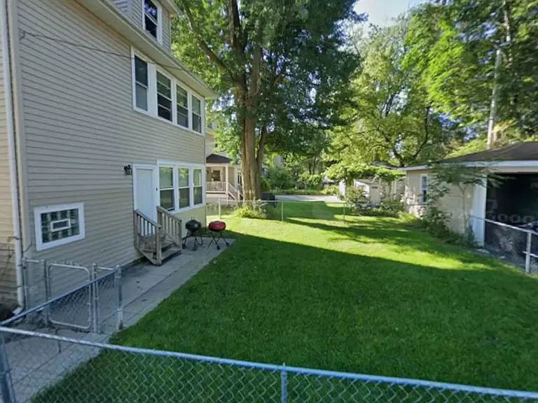 518 N Sheridan Rd #1 — Photo 20