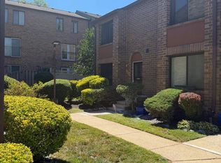 3157 Apple Rd NE #5, Washington, DC 20018