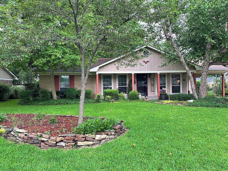 1st image of 1581 W Pear Ln