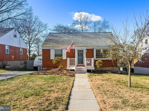 908 Olmstead Rd, Baltimore, MD 21208