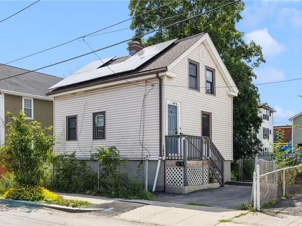 142 Stanwood St, Providence, RI 02907