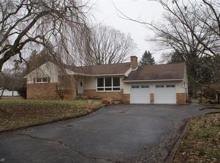 75 Barley Sheaf Rd, Flemington, NJ 08822