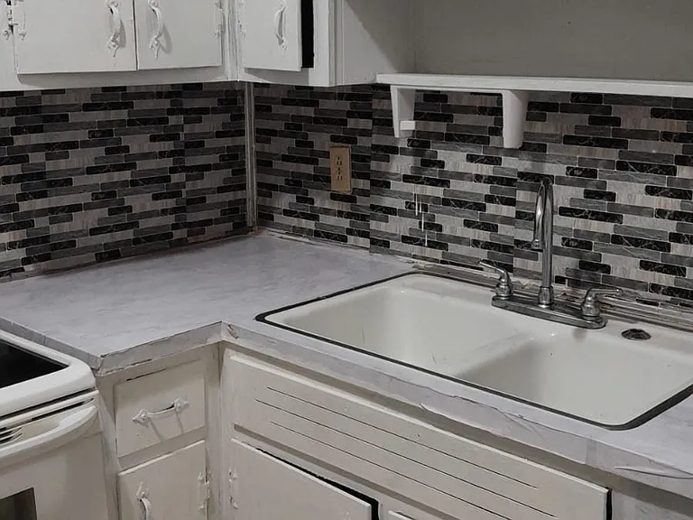 610 Henry St #1E — Photo 11