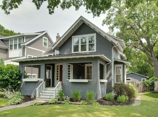 916 8th St S, Fargo, ND 58103