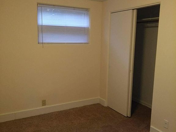 5th image of 3729 Oakland Dr APT 6