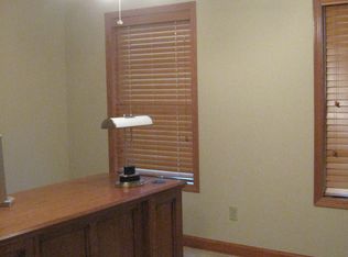 378 Peaceful Hollow Dr, Washington, MO 63090