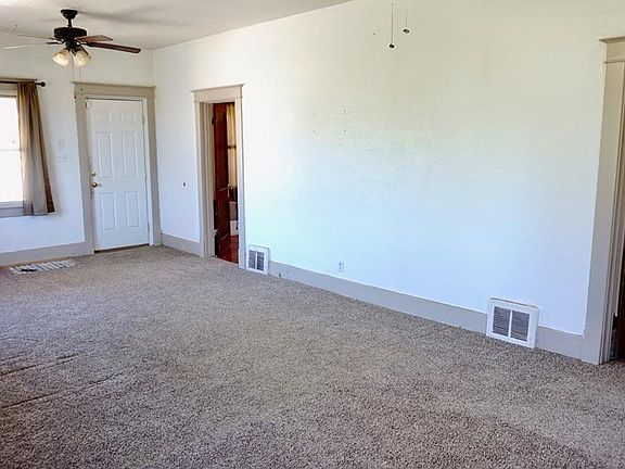 2nd image of 1102 E 11th St