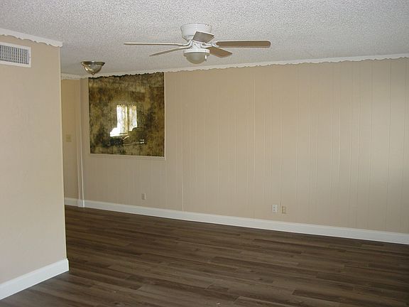 5th image of 1805 North Pl