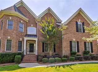 914 Rocky Point Ln, Tega Cay, SC 29708