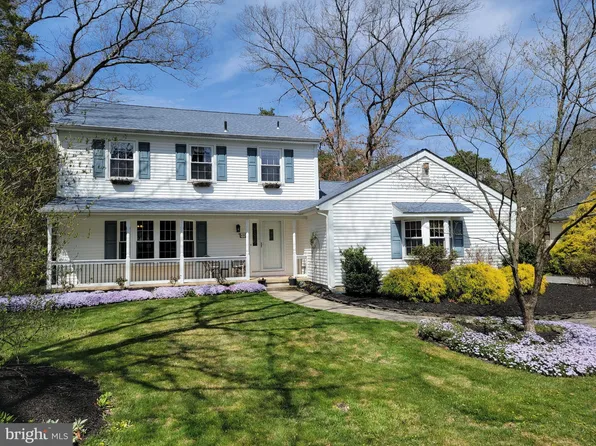 630 Blueberry Dr, Atco, NJ 08004