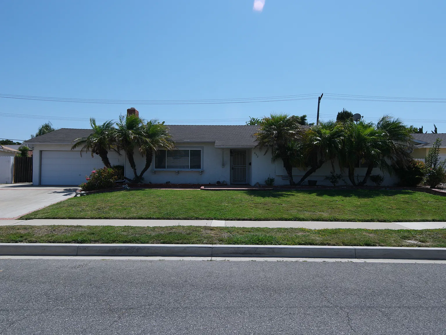 3 bed, 1441 sqft, $3,995 — Photo 1