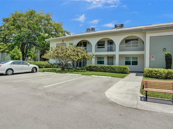 1108 Bahama Bnd APT B1, Coconut Creek, FL 33066