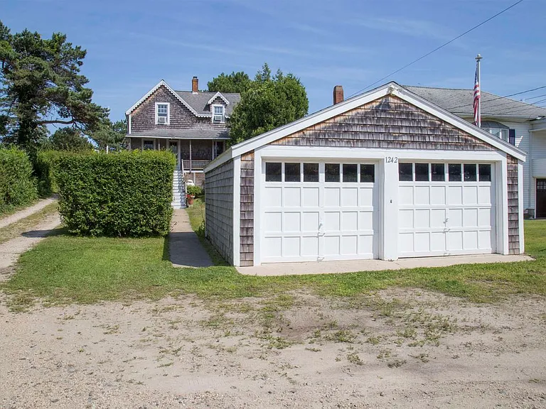 1242 Ocean Blvd — Photo 22