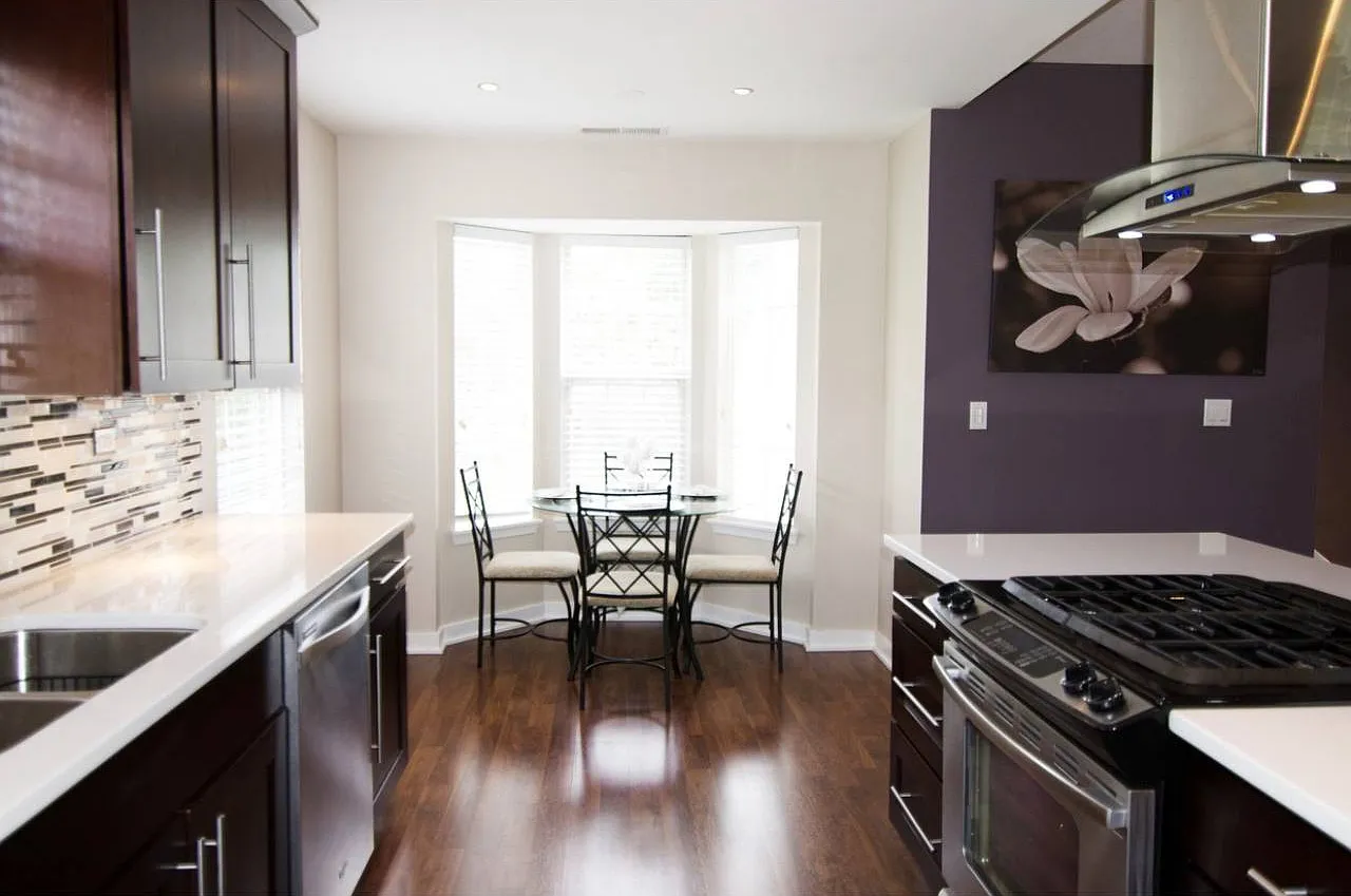 2 bed, 1400 sqft, $2,500 — Photo 3