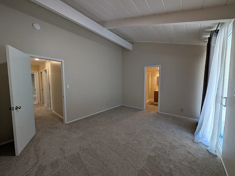 1261 Gloria Dr — Photo 12