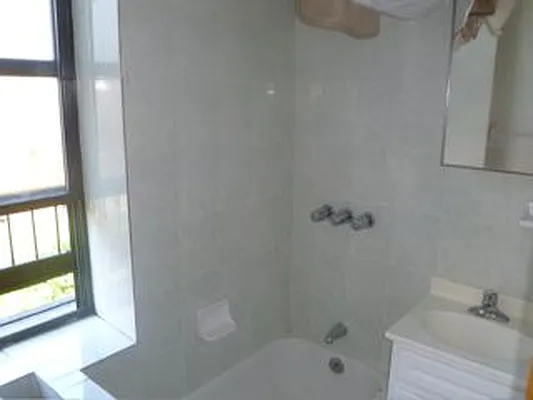 Rented by Robyn Lee, LREB | media 14