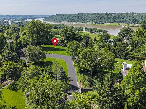 3rd image of 15 Hill And Hollow Ln