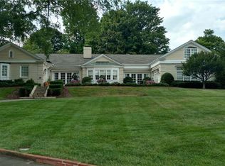 300 Country Club Dr, Greensboro, NC 27408