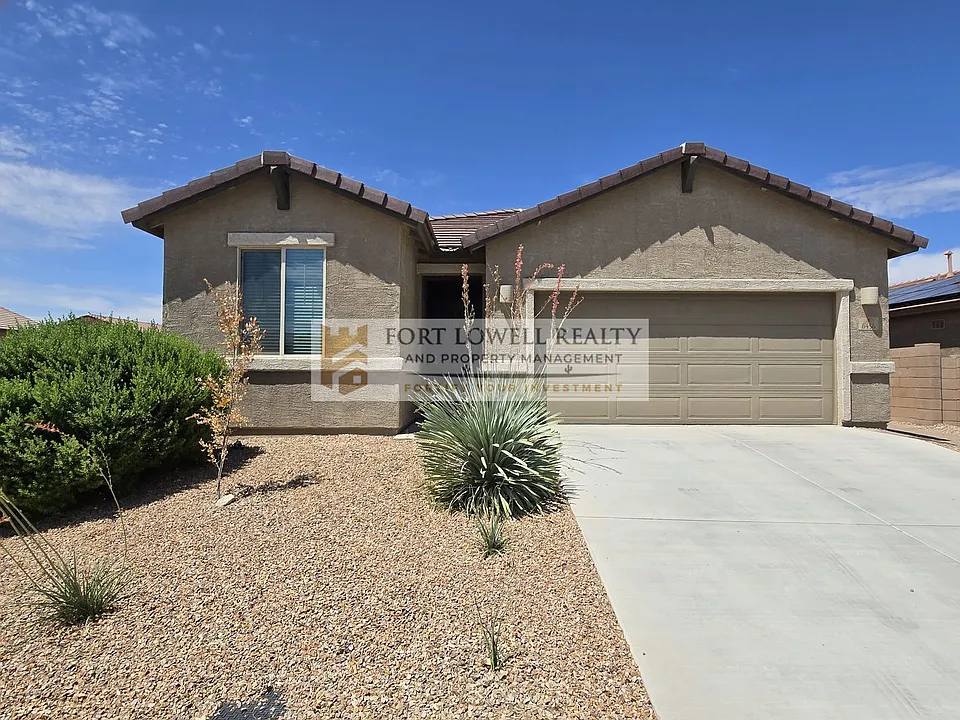 6456 E Via Jardin Verde