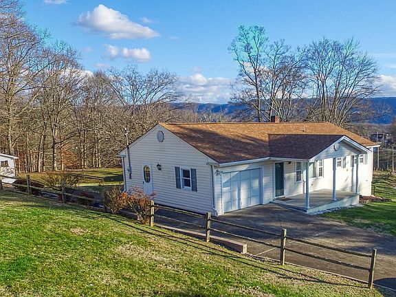 5th image of 600 Rose Ln