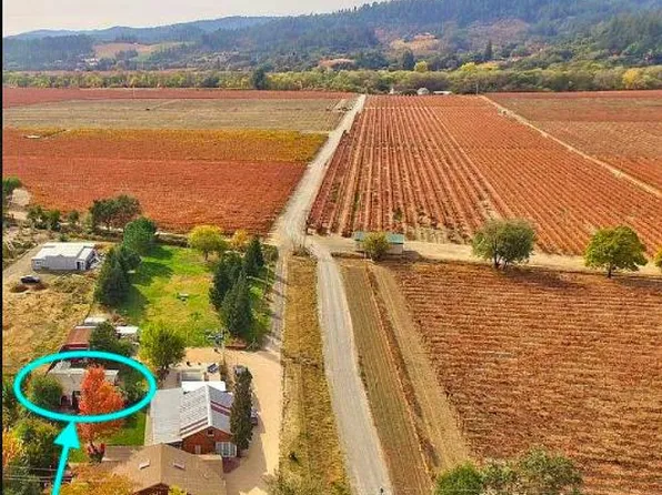 616 Dry Creek Rd, Healdsburg, CA 95448
