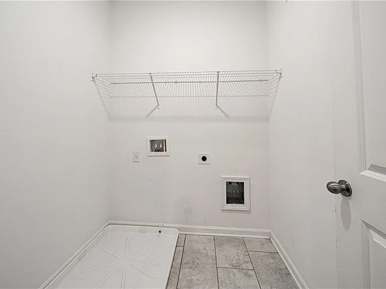 307 Danville Ave — Photo 34