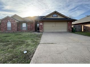 211 Vista Ridge Dr, Venus, TX 76084