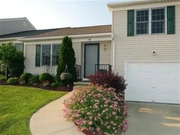 651 Sturbridge Dr Unit 10, Medina, OH 44256