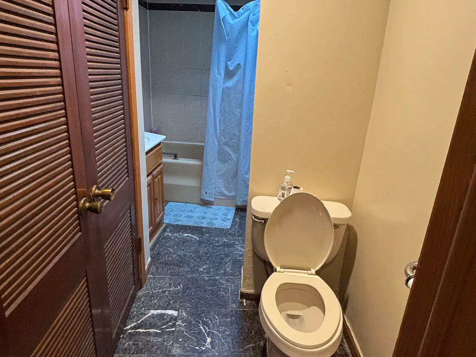 3 bed, $2,600 — Photo 2
