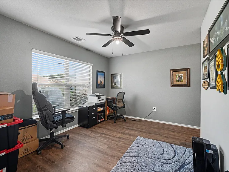 20815 Acorn Valley Dr — Photo 13