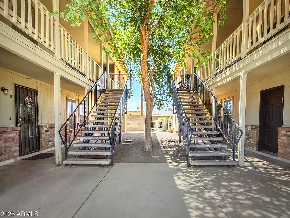 834 N Cherry #1