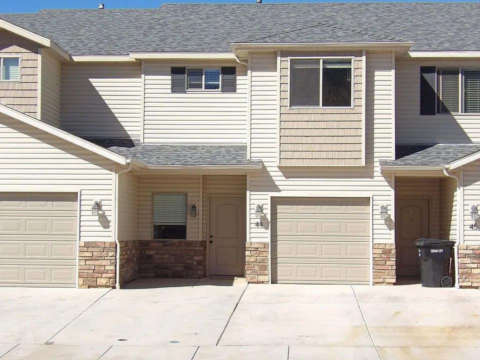 1677 N Main St #44