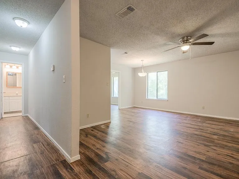 246B W McFarland St #246B — Photo 2
