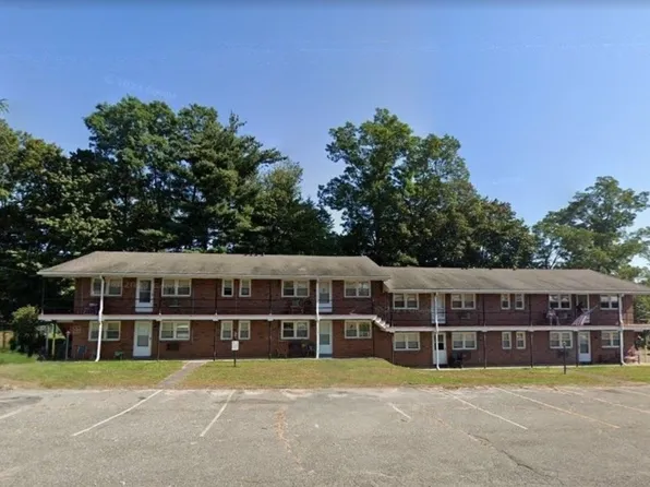 438 Springfield St, Agawam, MA 01001