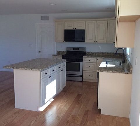 Granite kitchen counters