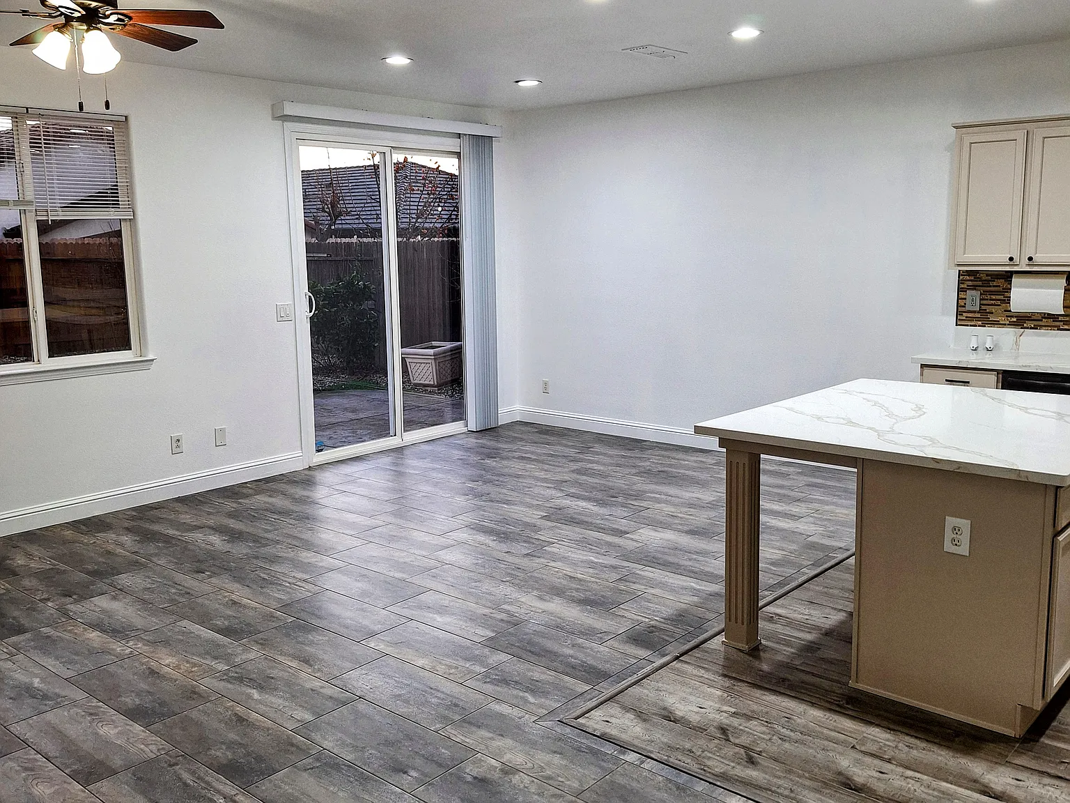 3 bed, 1451 sqft, $3,000 — Photo 2