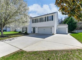 1112 Scarlett Dr, High Point, NC 27265
