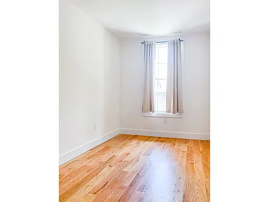 Rented by MySpaceNYC | media 7