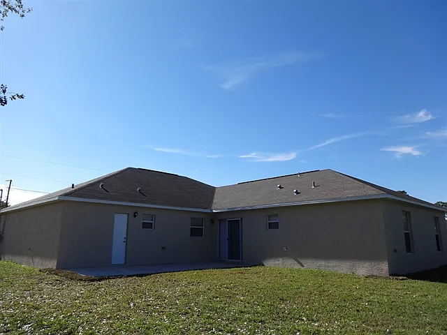 1613 SW Carillo Ave — Photo 24