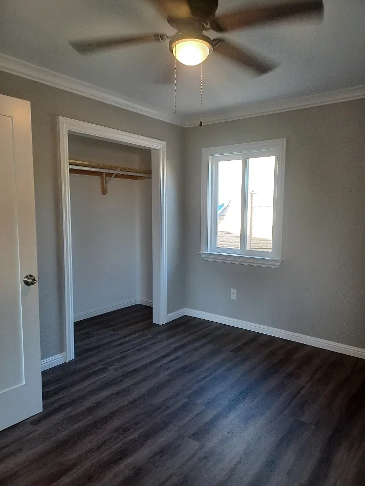 200 Staples Ave — Photo 2