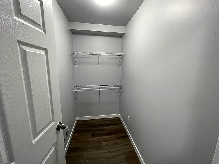 1 Centennial Dr — Photo 17