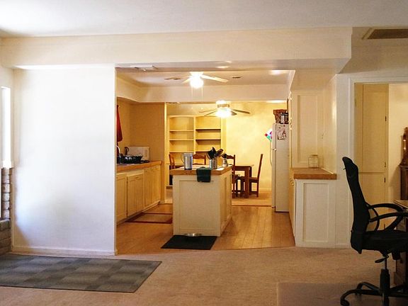 Open Kitchen