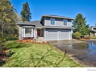 4448 Waterman Ridge Ln E, Pt Orchard, WA 98366