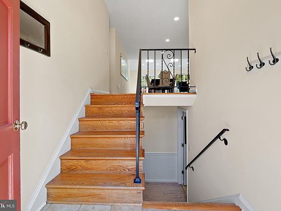 3rd image of 6013 Johnson Ave