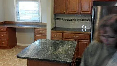 116 N East St — Photo 4