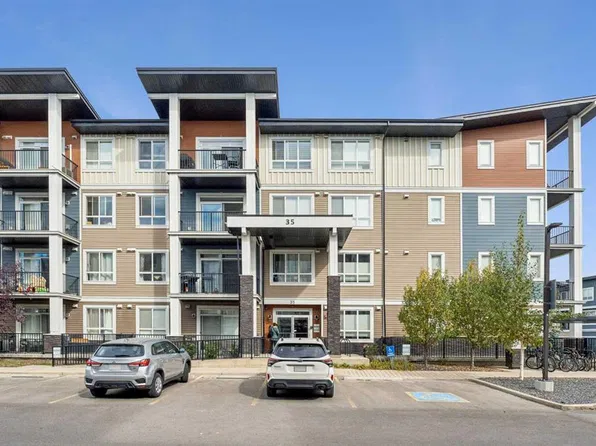 35 S Walgrove Walk SE #303, Calgary, AB T2X 4S6